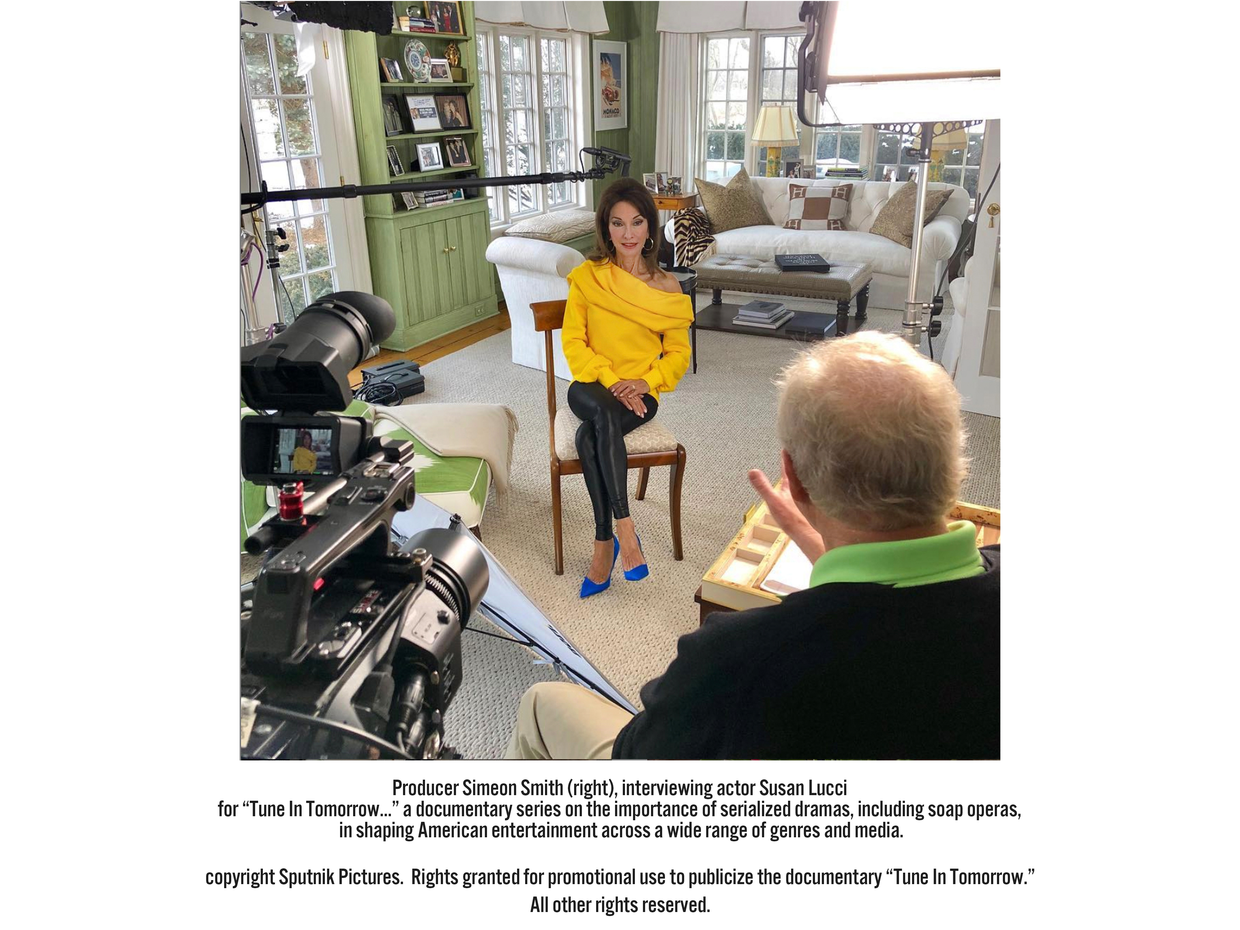 BEHIND THE SCENES 02