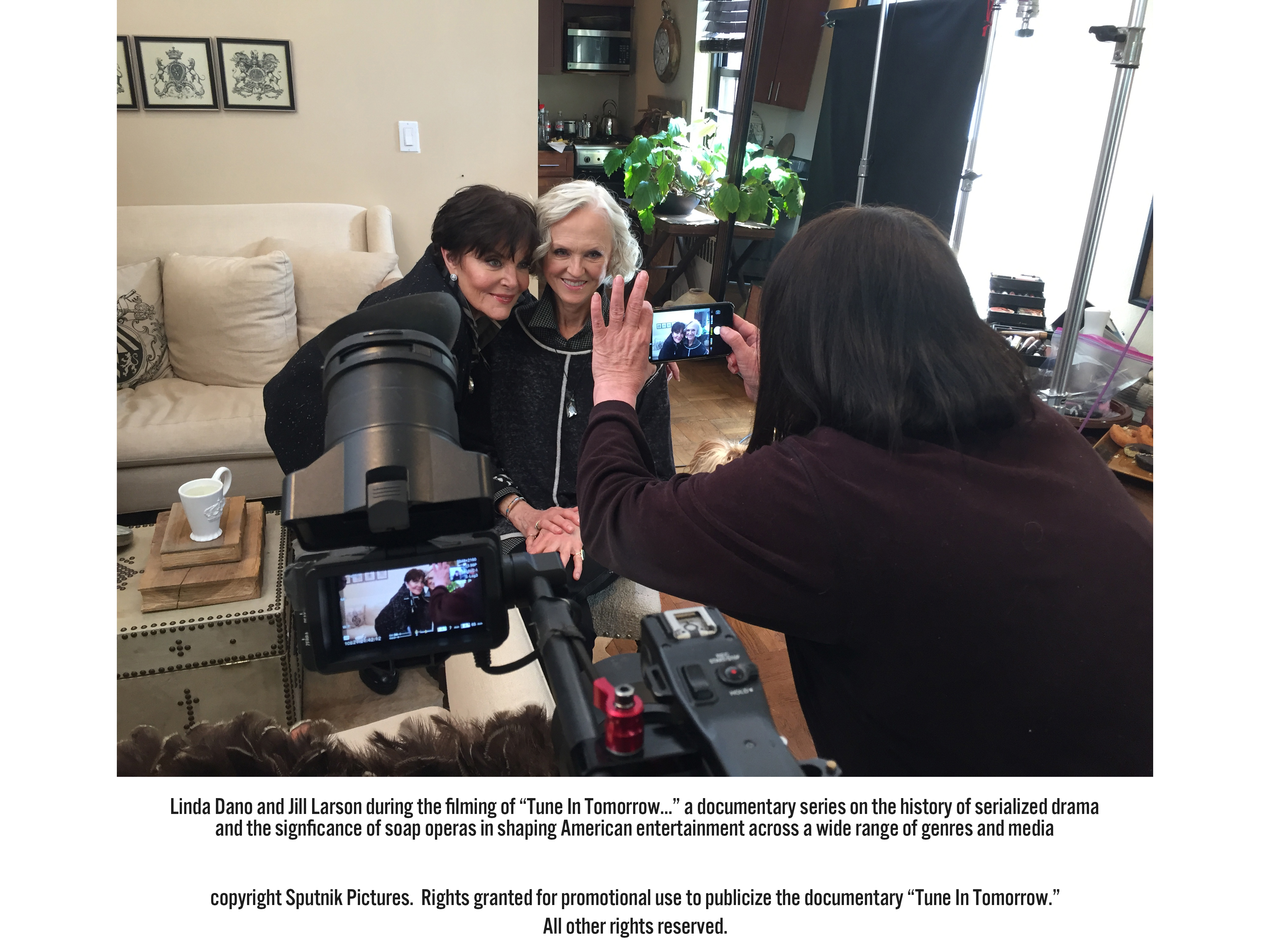 BEHIND THE SCENES 09